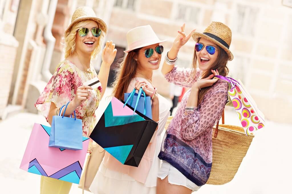 friends-shopping